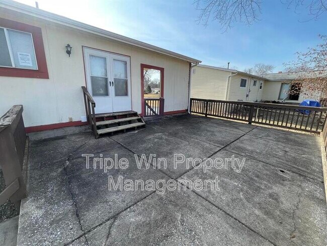 Building Photo - 1225 Carla Dr