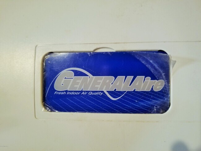 Building Photo - 8203 Camberley Dr