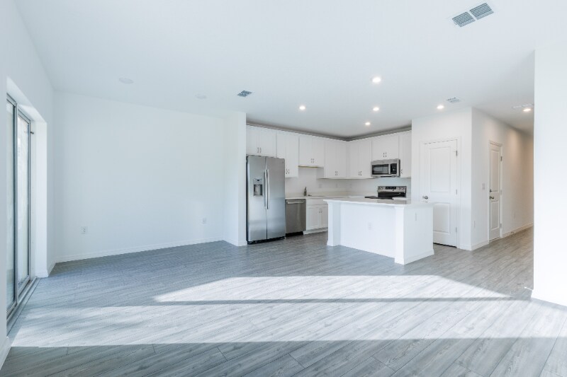 Building Photo - 3316 Thicket St
