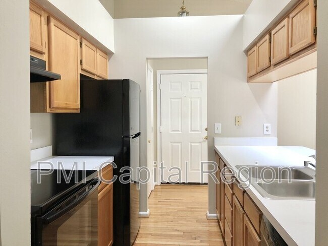 Building Photo - 2812 Clear Shot Dr