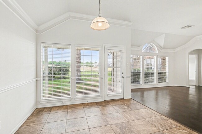 Building Photo - 16434 Red Crest Dr