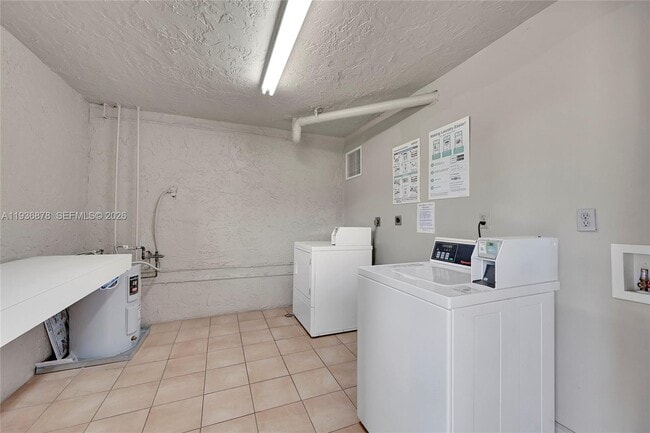 Building Photo - 1100 NW 87th Ave