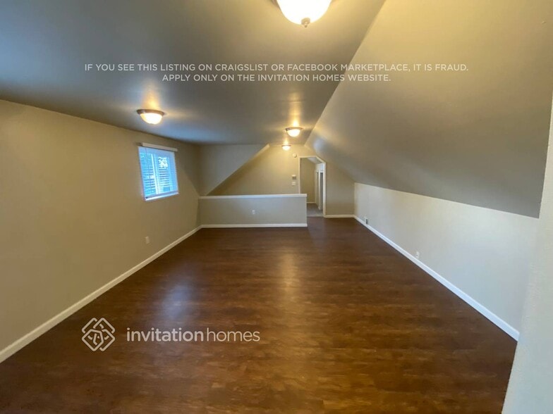 Building Photo - 26120 18th Ave S