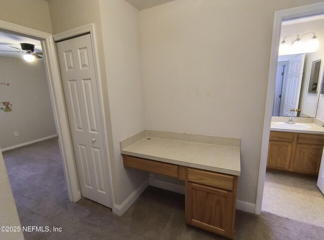 Building Photo - 6781 Plum Lake Dr N