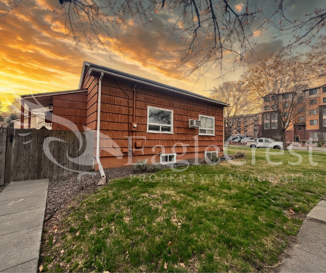 Building Photo - Spacious 3-Bedroom Home with Finished Basement & Fenced Yard