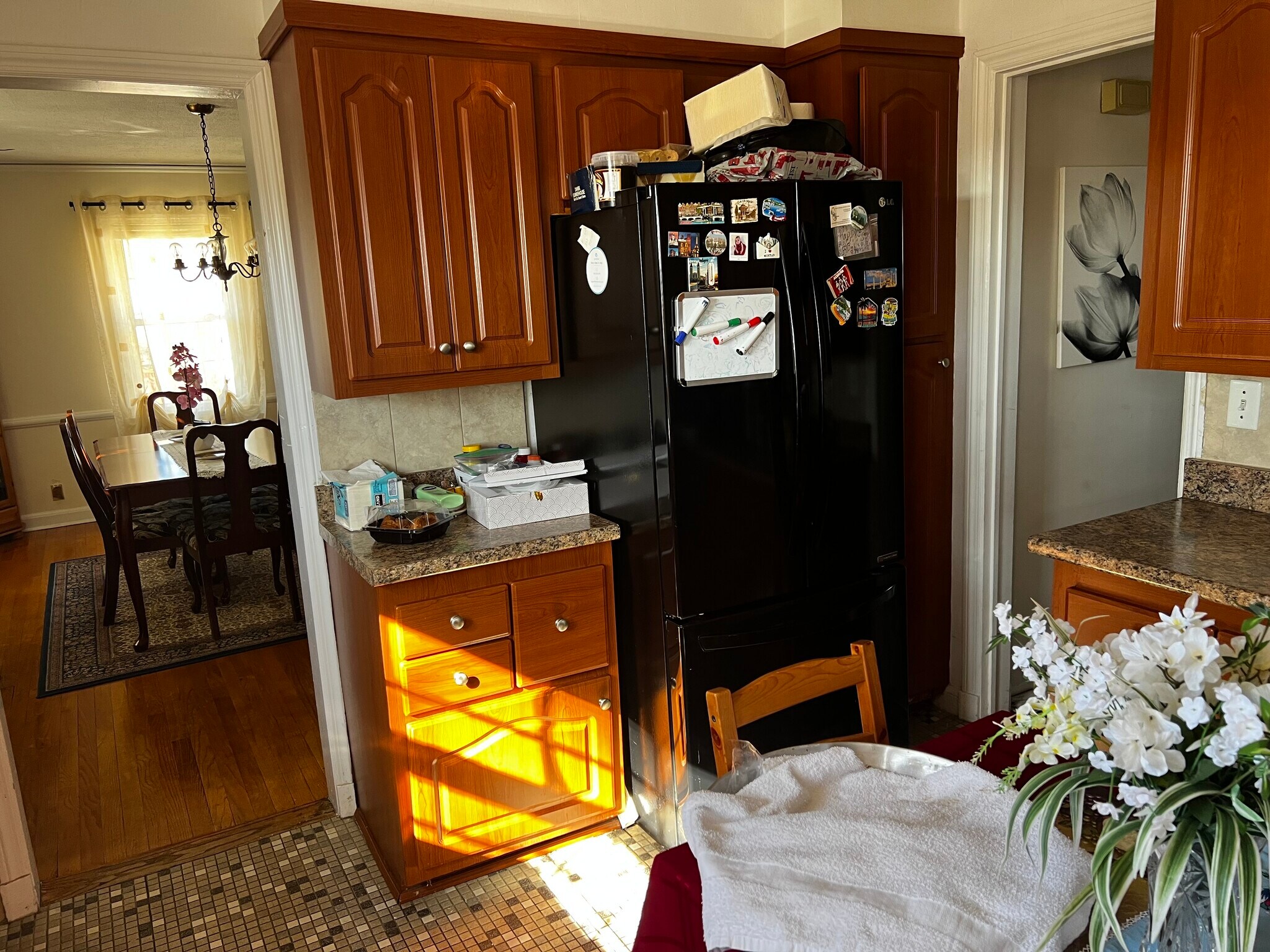 Building Photo - 44 Ellsworth Ave