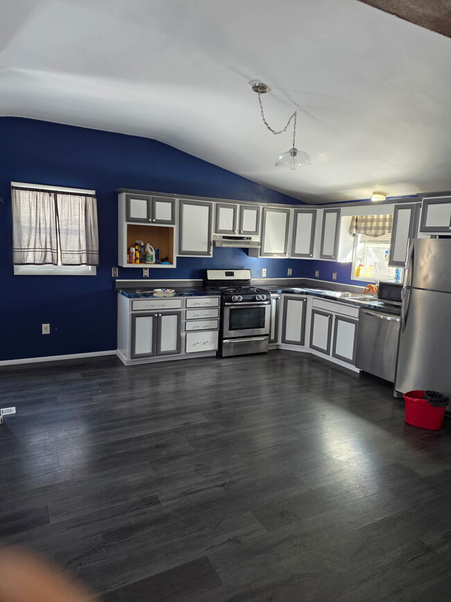 Building Photo - 2139 Horning Rd