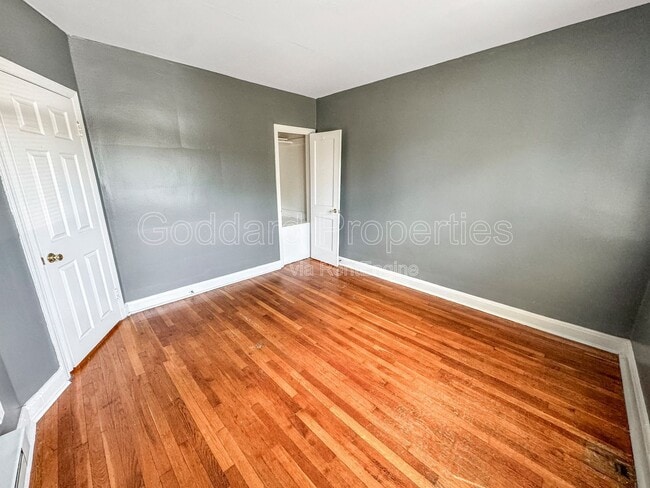 Building Photo - 4910 Poe Ave