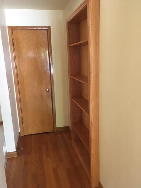 Building Photo - 925 Haywood Dr