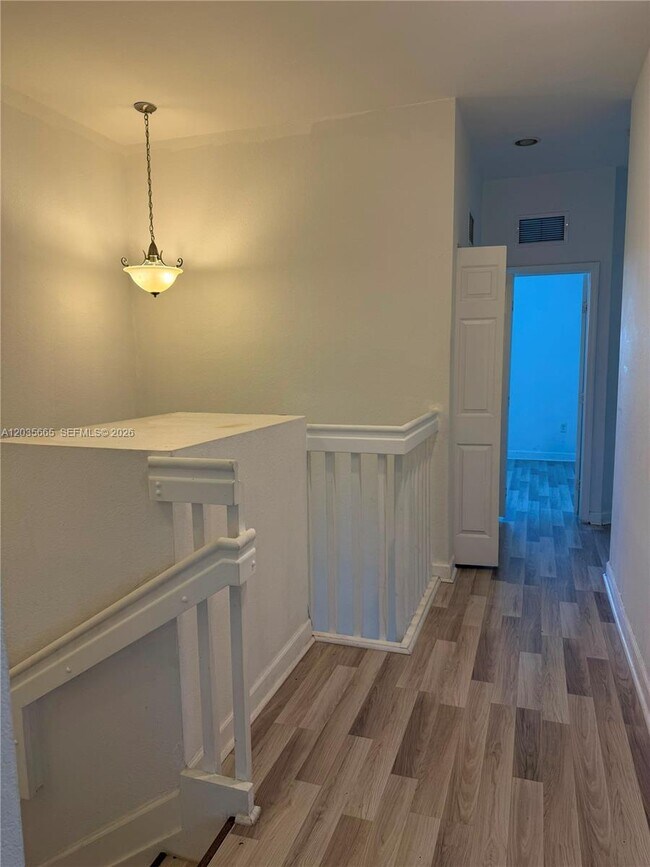 Building Photo - 3467 W 89th Terrace