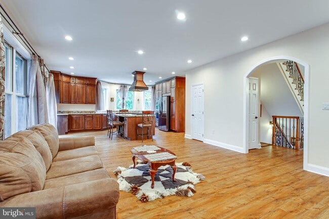 Building Photo - 43840 Tarrywyle Way