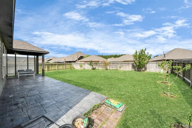 Building Photo - 6331 Cambrai Wood Ln