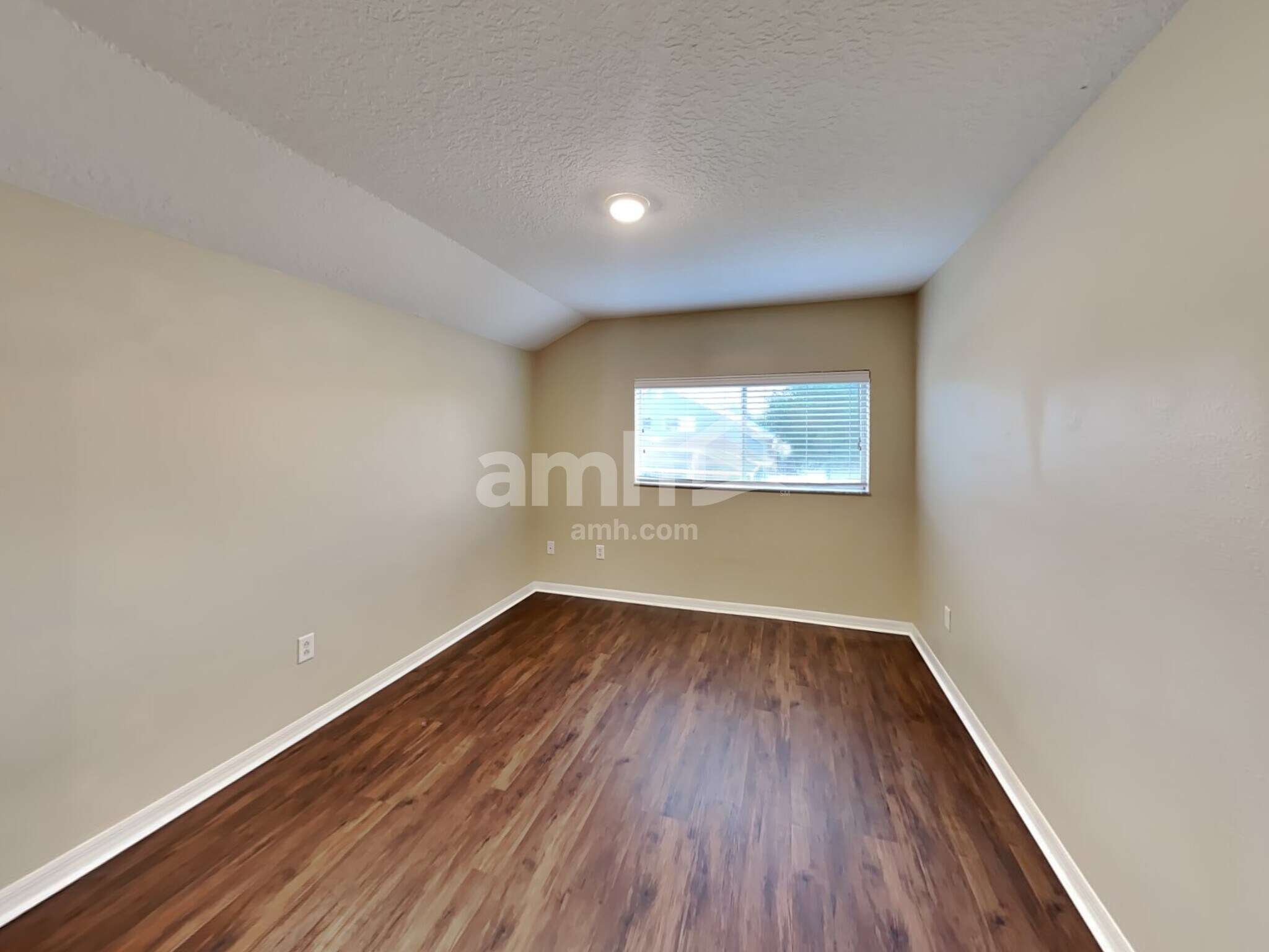 Building Photo - 3124 Shady Lily Ln