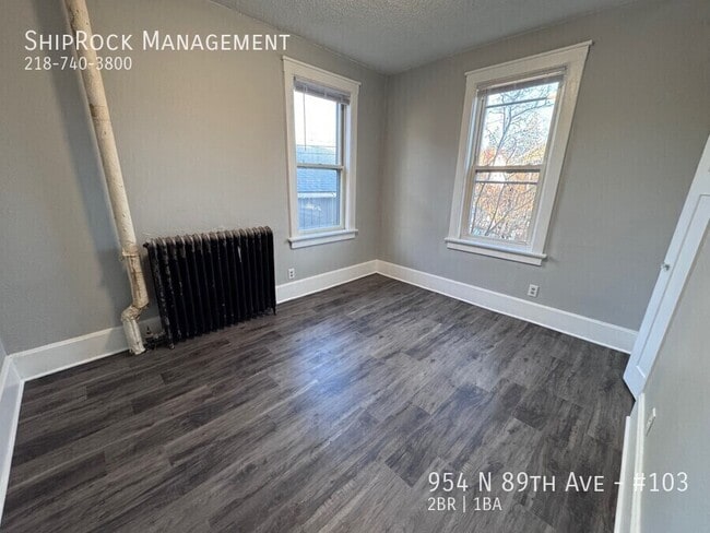 Building Photo - 954 89th Ave W