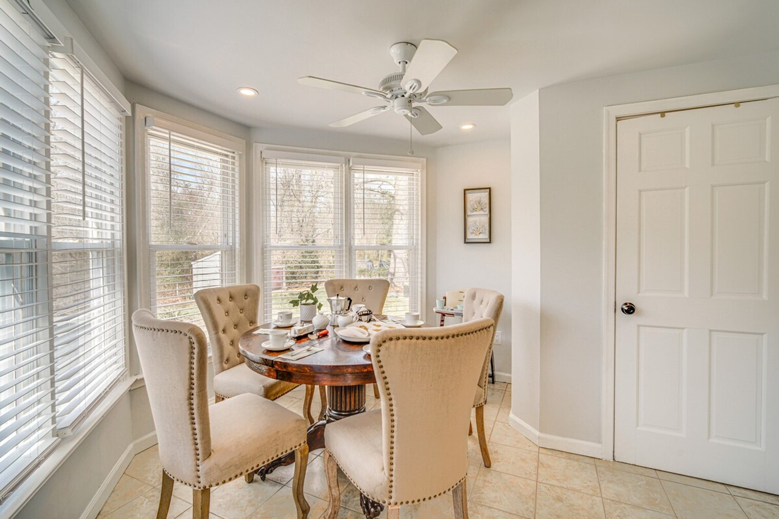 Building Photo - 6127 Longwood Ave