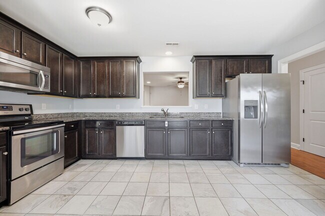 Building Photo - 3029 Edward Ct