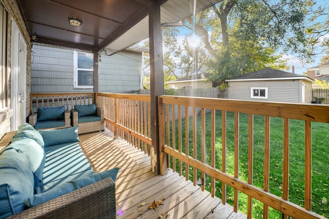 Building Photo - 10516 S Eggleston Ave