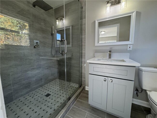 Building Photo - 3489 Creighton Rd SW