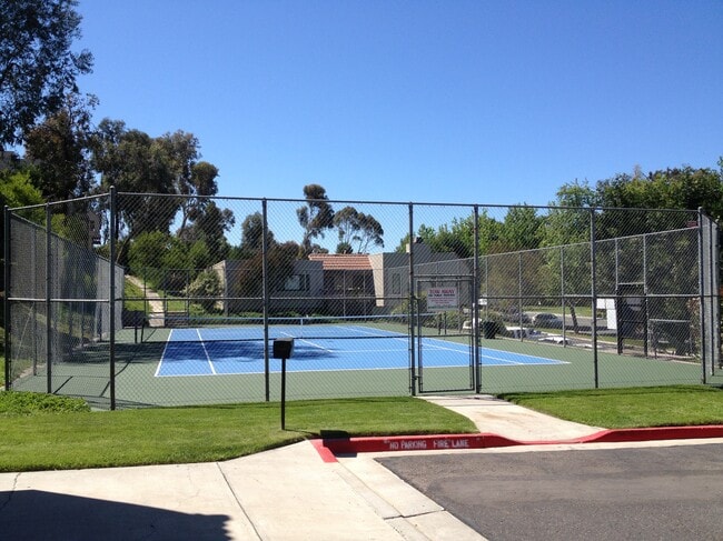 Building Photo - 6600 Reservoir Ln