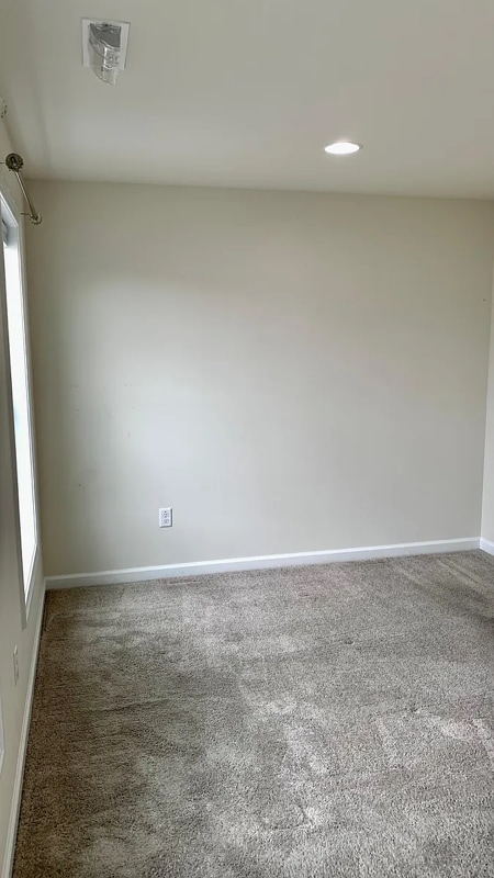 Building Photo - 7 Locust Ln