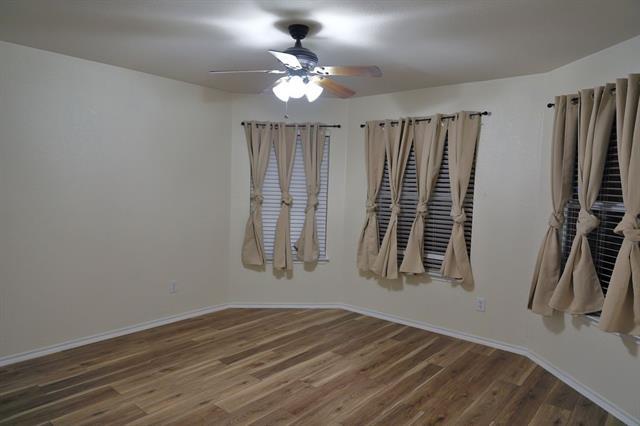 Building Photo - 2900 Bluffs Ct