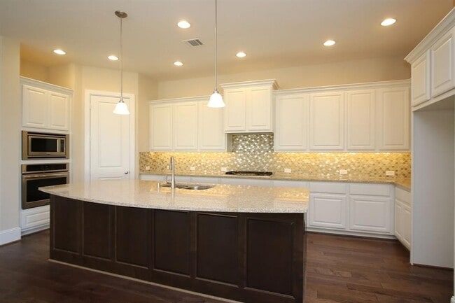 Building Photo - 27018 Cheyenne Crest Ln