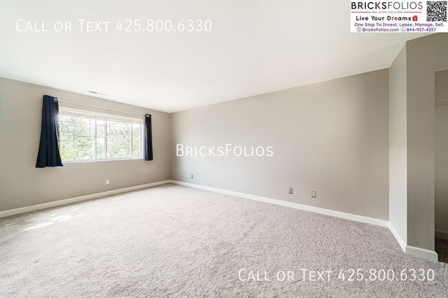 Building Photo - 2728 84th Dr NE