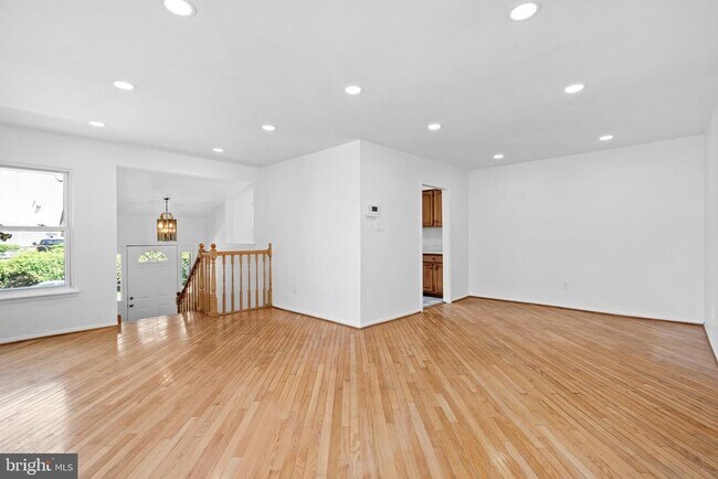 Building Photo - 826 Hendrix St