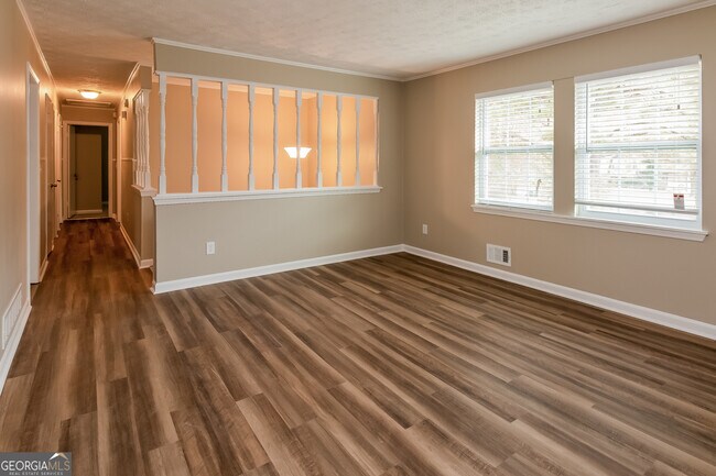 Building Photo - 8295 Englewood Trail