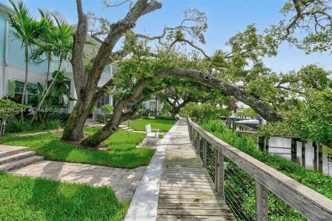 Building Photo - 620 Inlet Waters Cir