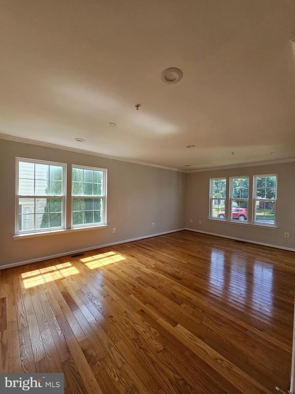 Building Photo - 23161 Timber Creek Ln