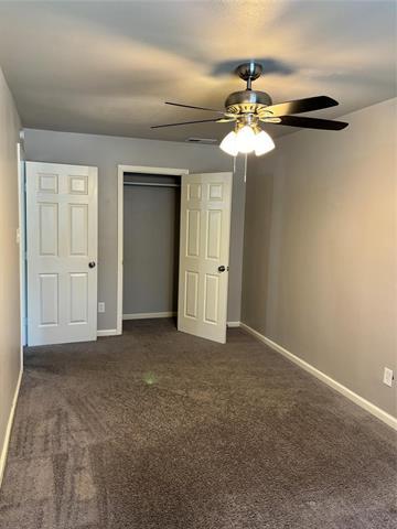 Building Photo - 4200 Oak Country Dr