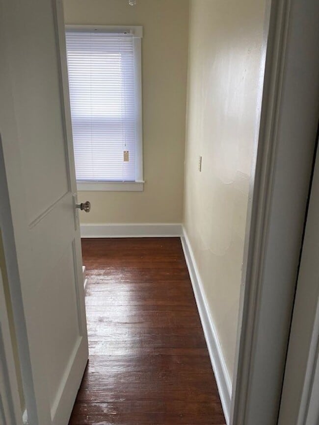 Building Photo - 321 Carroll St