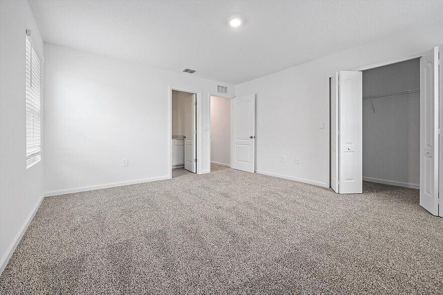 Building Photo - 77 Playa de Luna Ln