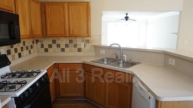 Building Photo - 5705 Hampton Ct