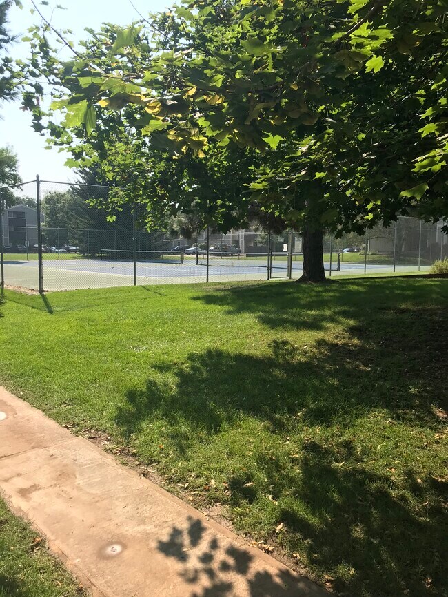 Building Photo - 3400 Stanford Rd