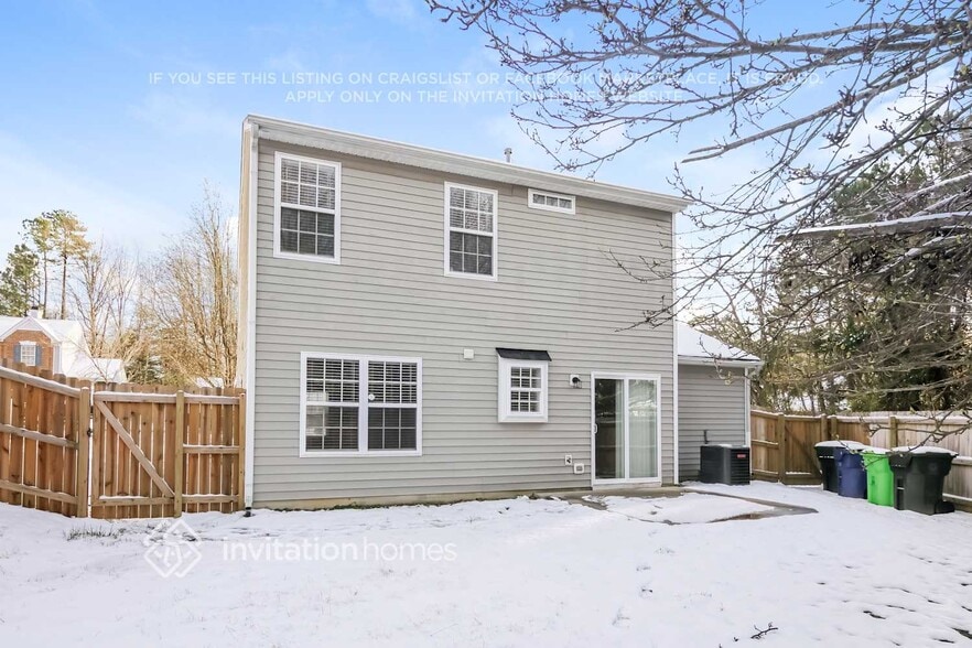 Building Photo - 4429 Cobble Creek Ln