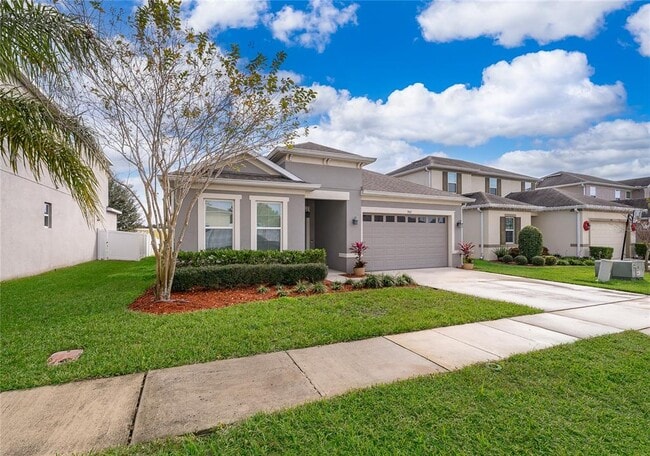 Building Photo - 902 Grand Hilltop Dr