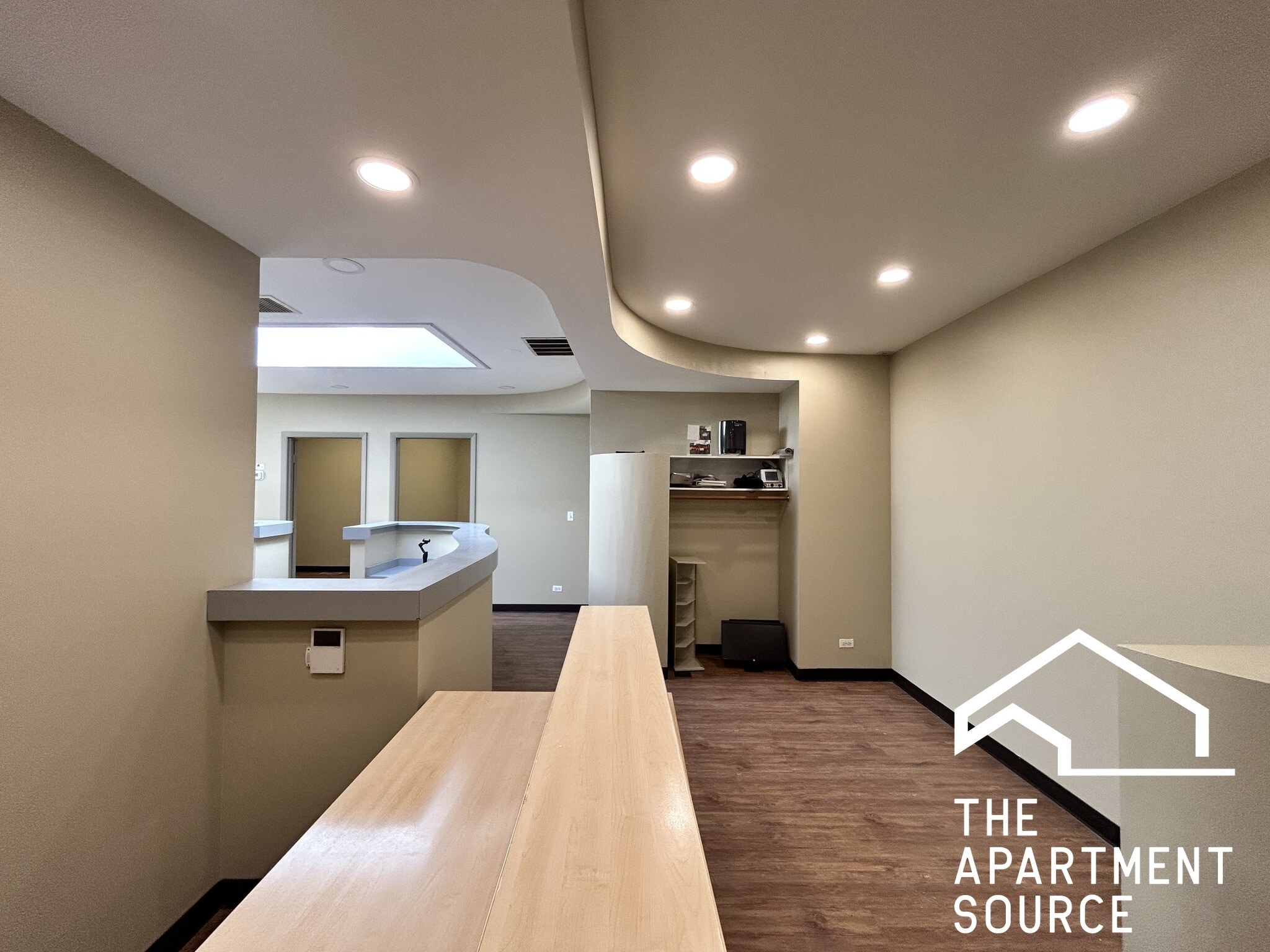 Building Photo - 4956 W Irving Park Rd