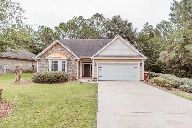 Building Photo - 114 Crab Apple Ave