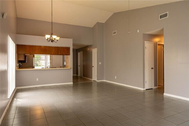 Building Photo - 8273 Cascade Oaks Dr