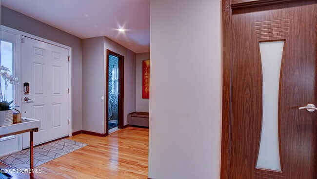 Building Photo - 141 Chestnut Way