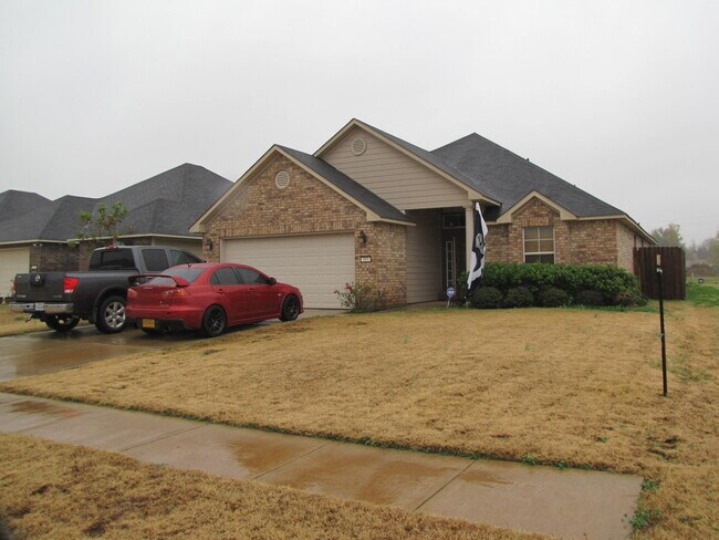 Primary Photo - Savannah Place Beauty