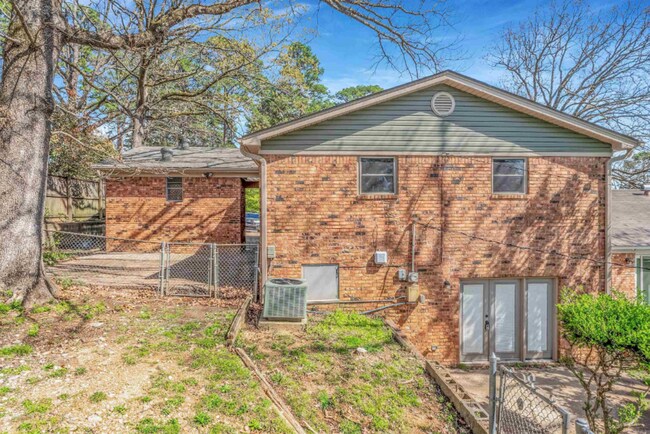 Building Photo - Furnished for lease!