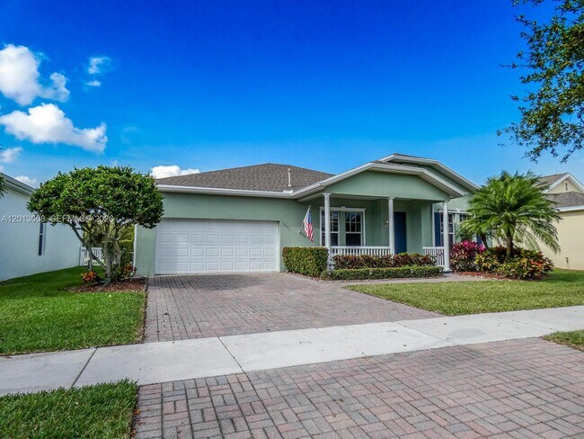 Building Photo - 10671 SW Waterway Ln