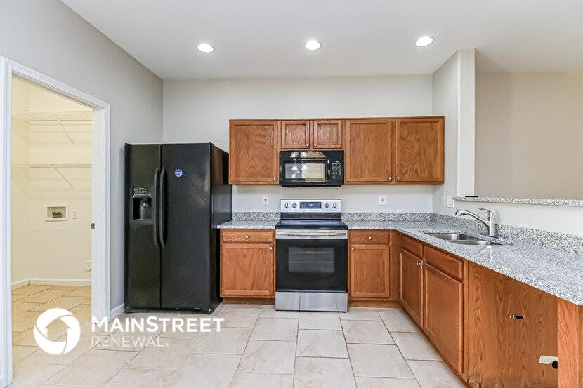 Building Photo - 30465 N Bareback Trail