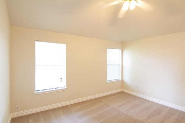 Building Photo - 12242 Kleinmeadow Dr