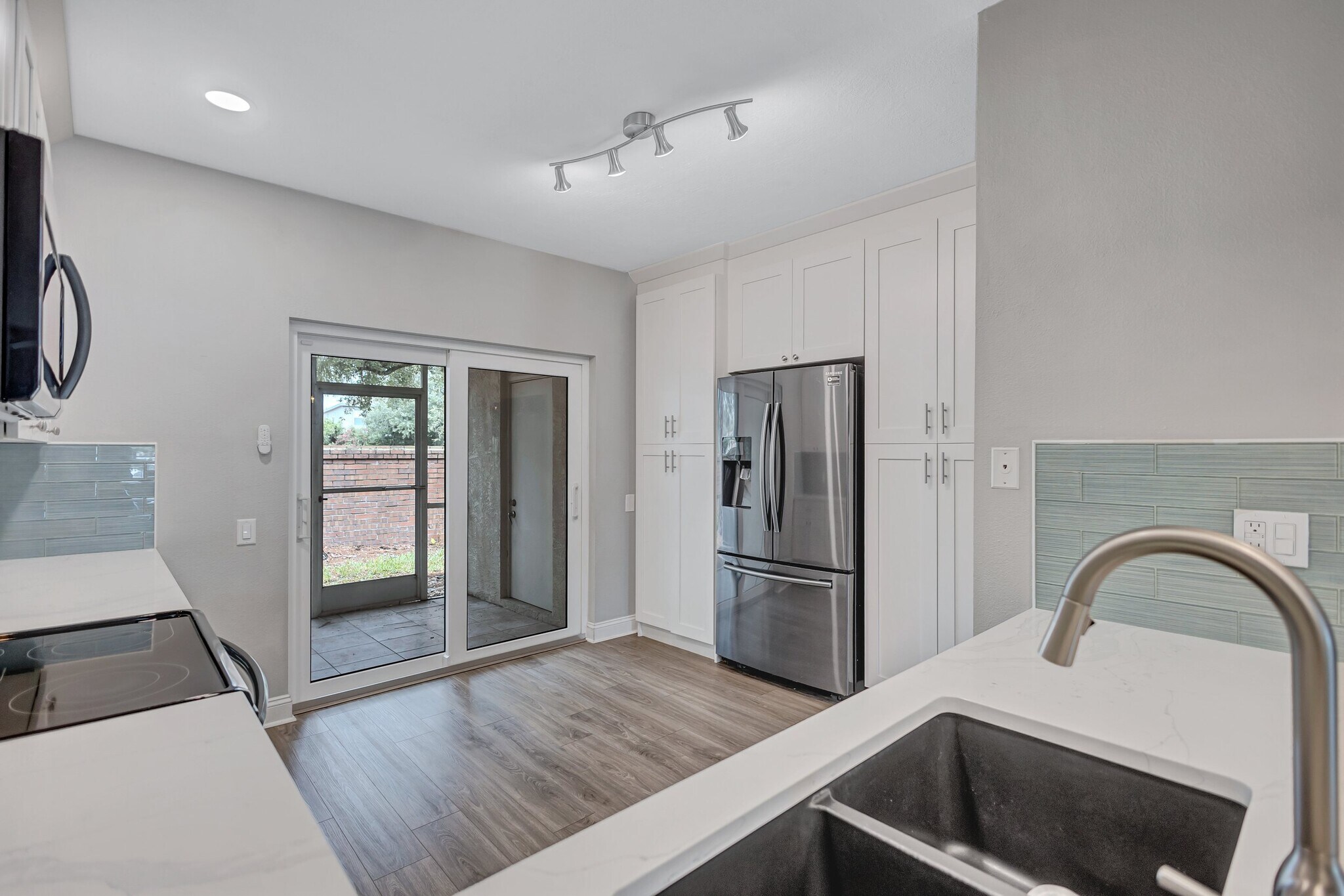 Building Photo - 12450 Berkeley Square Dr