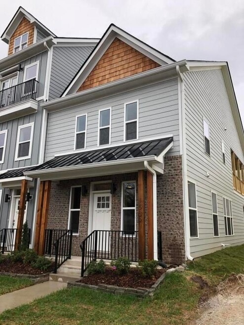 Building Photo - 1539 Washington St