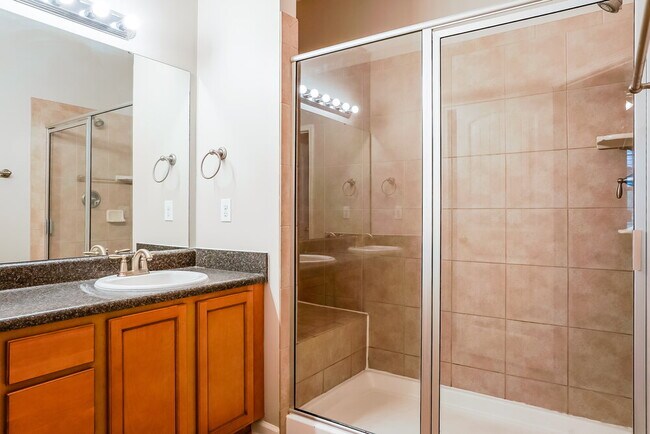 Building Photo - 35 Wensley Ct